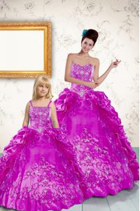 Extravagant Pick Ups Floor Length Purple Quinceanera Dresses Strapless Sleeveless Lace Up