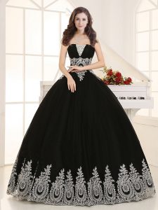 High End Floor Length Lace Up Quince Ball Gowns Black for Military Ball and Sweet 16 and Quinceanera with Beading and Appliques