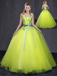 Decent Sleeveless Appliques and Belt Lace Up Quinceanera Gowns