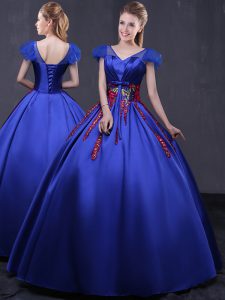 Deluxe Royal Blue Satin Lace Up Quinceanera Dresses Cap Sleeves Floor Length Appliques