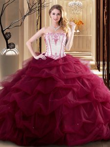 Fashion Sleeveless Embroidery and Ruffled Layers Lace Up Vestidos de Quinceanera