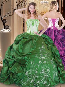 Latest Green Ball Gowns Strapless Sleeveless Taffeta Floor Length Lace Up Embroidery Ball Gown Prom Dress