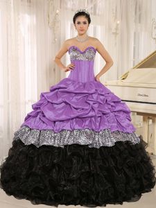 Ruffles Accent Purple and Black Sweetheart Quinceanera Gown in Albertville